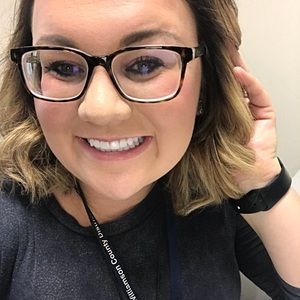 Meet your Posher, Rebecca